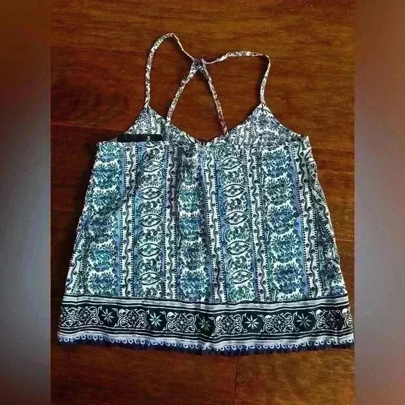 Hollister Tank Top - Picture 3 of 3